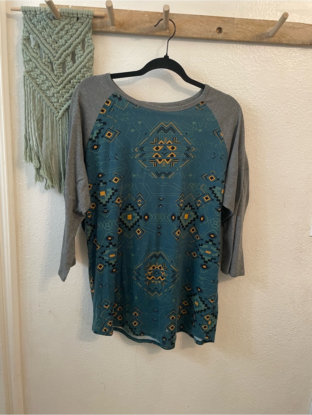 LuLaRoe Teal Aztec Print Raglan Tee with Gray Sleeves